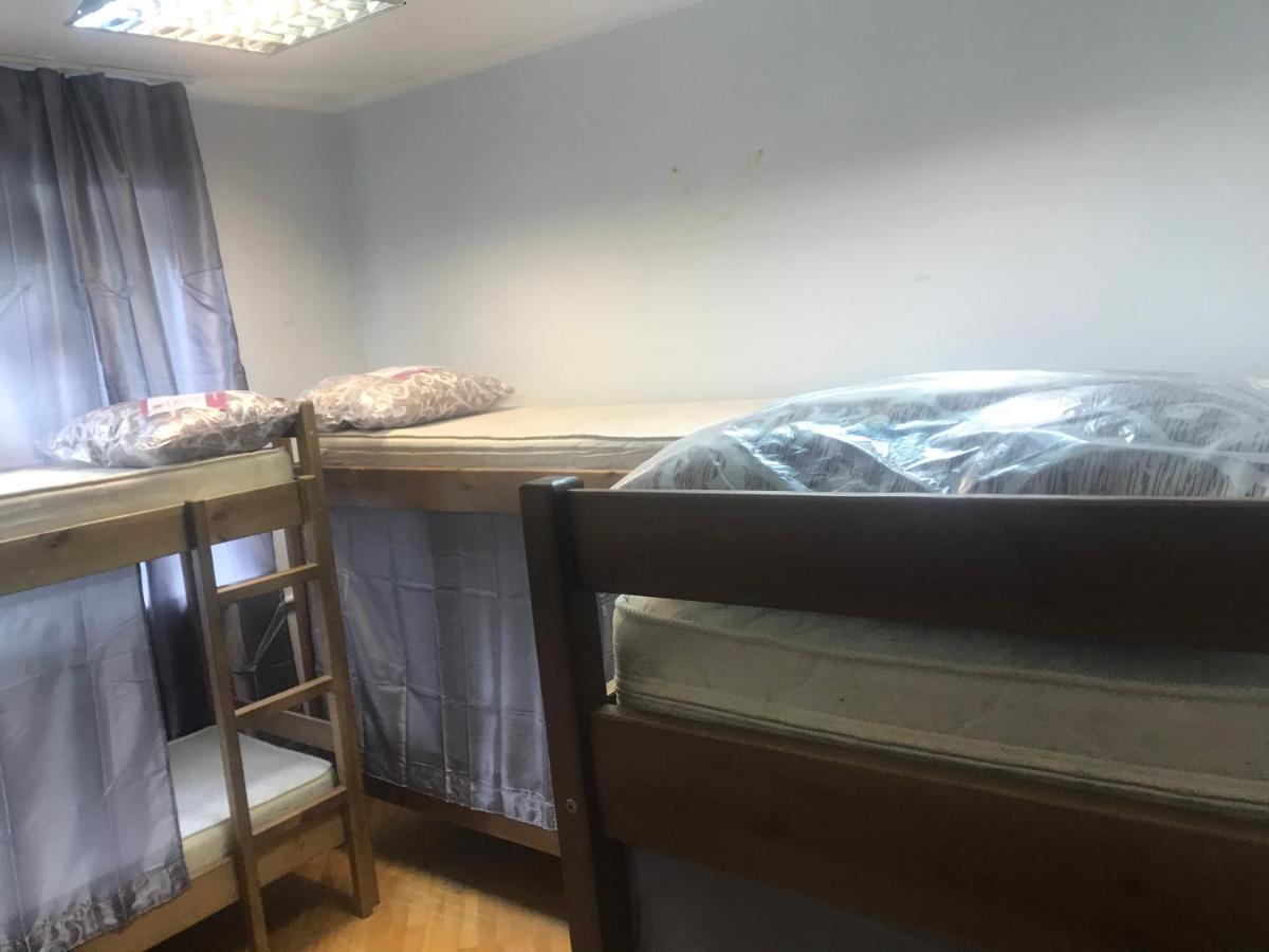 Ararat-Shulyavskaya Hostel קייב מראה חיצוני תמונה